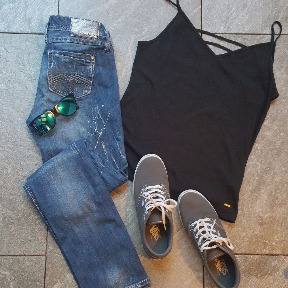 Distressed Express Jeans with Glitter - Picture 2 of 8